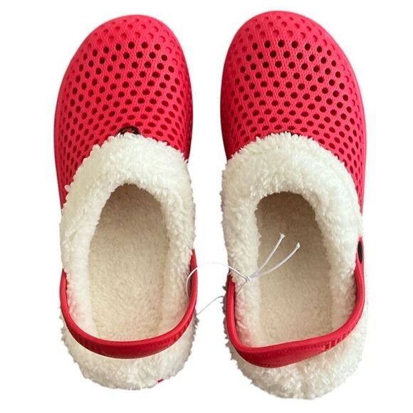 Red Plush-Lined Perforated Comfort Shoes Clogs 9 NWOB - Picture 3 of 5